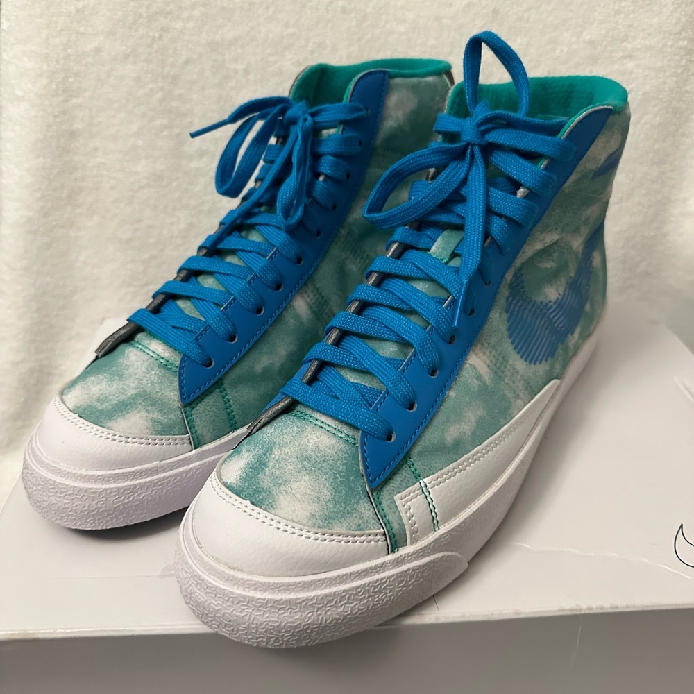 Nike -Blazer Mid 77’ by you